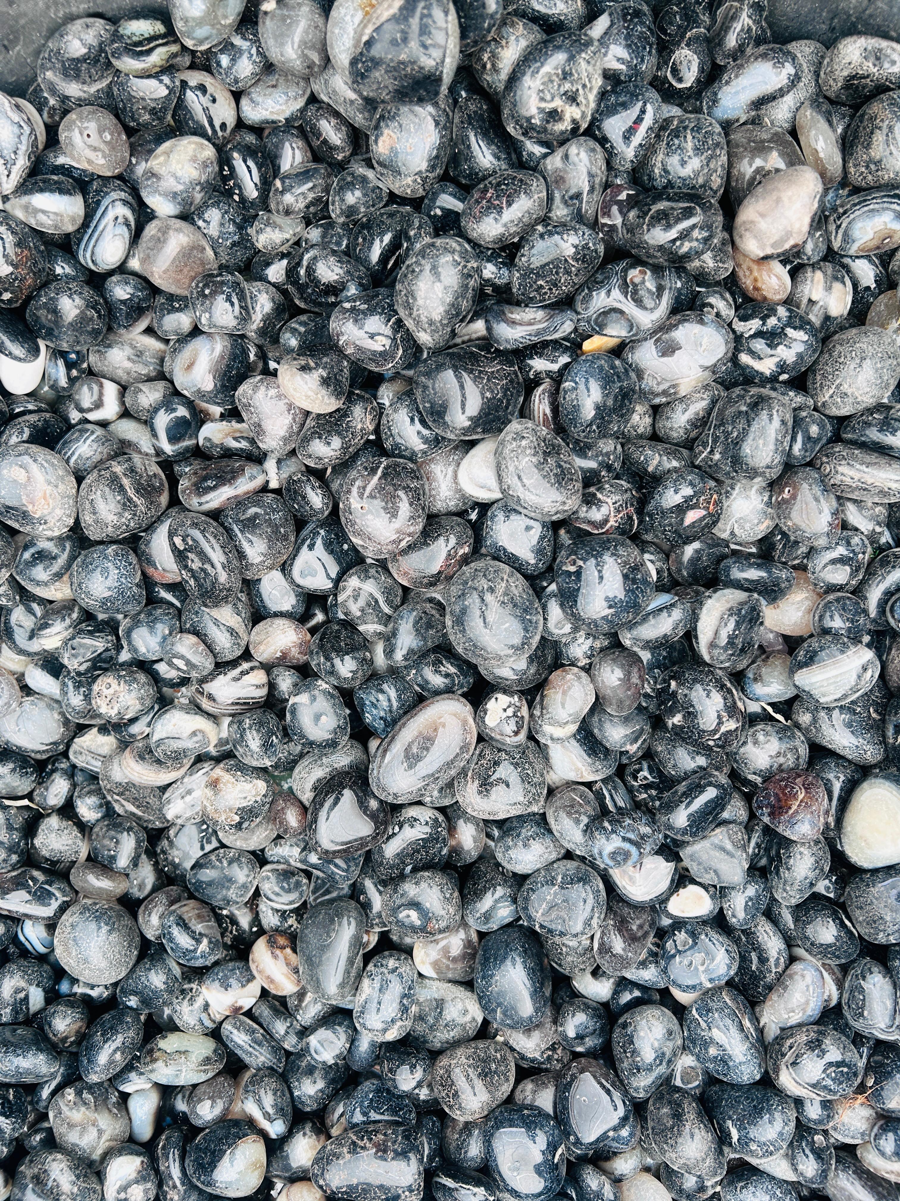 ONYX PEBBLES BLACK